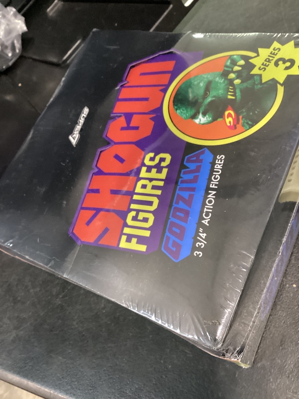 Photo 1 of Super7 Toho Shogun Godzilla Blind Box Flat - (12 Pack) 3.75" Toho Godzilla Action Figures - Classic Movie Monster Collectibles and Retro Toys