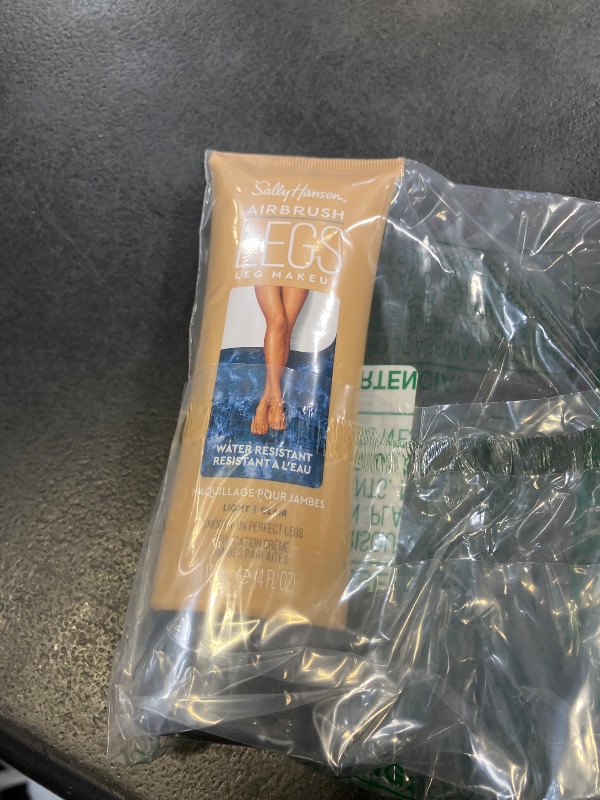 Photo 1 of Sally Hansen Airbrush Legs Leg Makeup Lotion | Easy Application, Flawless-Looking Legs, Water-Resistant, Transfer-Proof | Light | Subtle Sun-Kissed Finish