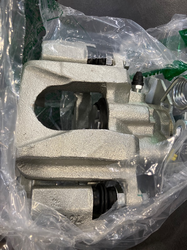 Photo 1 of SCITOO Rear Left Brake Caliper With Bracket 18B5263 Compatible For Ford For Explorer 2011-2019,For Ford For Flex 2010-2014,For Ford For Taurus 2013-2019,For Lincoln For MKT 2010-2014