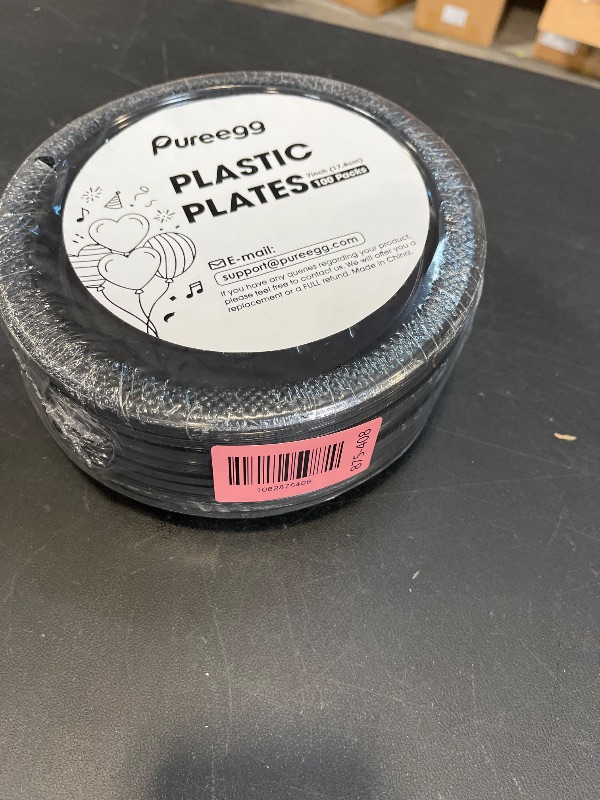 Photo 1 of Pureegg 7-Inch Plastic Dessert Plates - 100 Count Black