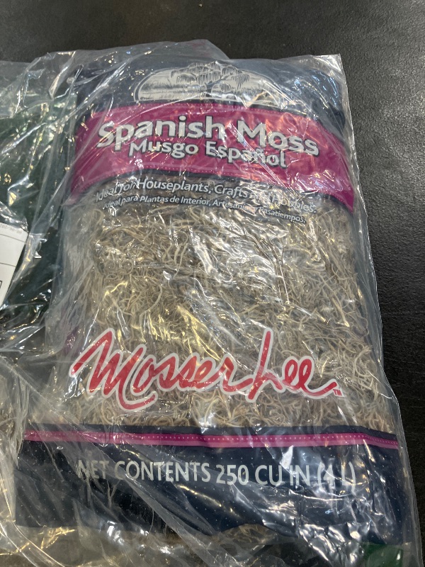 Photo 1 of Mosser Lee ML0560 Spanish Moss, 250 Cubic Inches