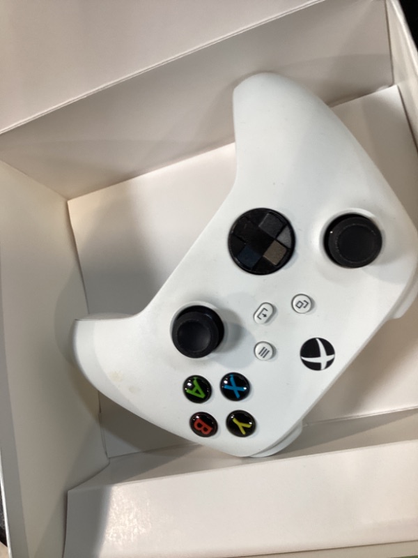 Photo 1 of Microsoft Xbox Series S or X Wireless Controller Robot White plus VGSION battery