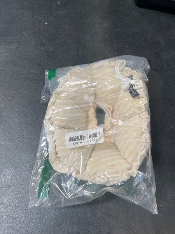 Photo 1 of H HIDREAM Soft Cat Cone Collar