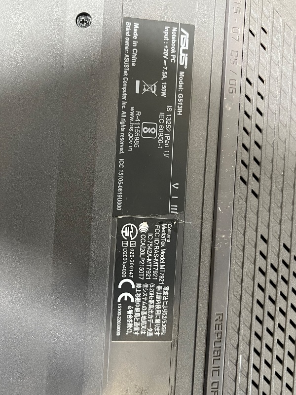 Photo 1 of ASUS ROG Strix G16 (2025) Gaming Laptop, 16” ROG Nebula 16:10 2.5K 240Hz/3ms, NVIDIA® GeForce RTX™ 5080, Intel® Core™ Ultra 9 Processor 275HX, 32GB DDR5, 1TB SSD, Wi-Fi 7, Windows 11 Home, G615LW-AS96