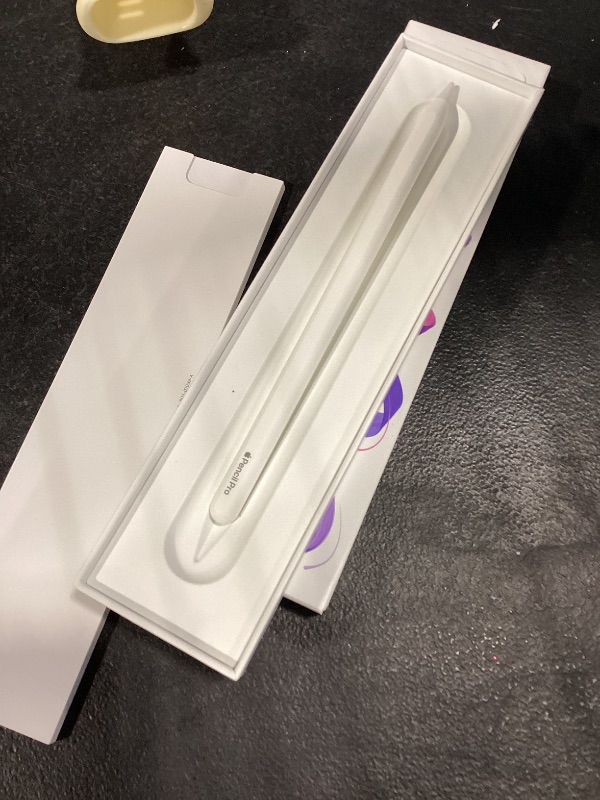 Photo 1 of Apple Pencil Pro Stylus