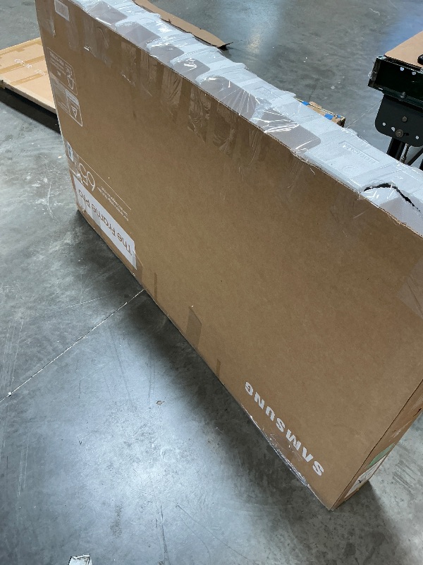 Photo 1 of **Missing connections***Samsung - 55” Class LS03FA The Frame Series QLED 4K UHD Art Mode SamsungVision AI Smart TV w/ Wall Mount (2025)