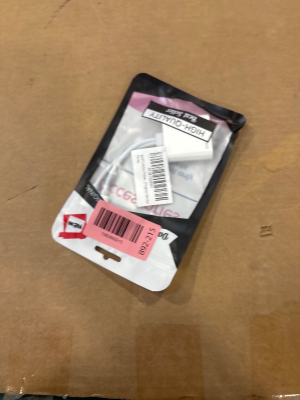 Photo 1 of BAOYUANDA Lightning & USB-C to HDMI Adapter