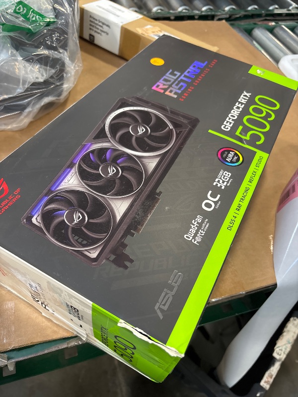 Photo 1 of ASUS ROG Astral NVIDIA GeForce RTX 5090 32GB GDDR7 BTF OC Graphics Card