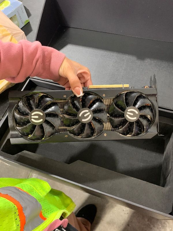 Photo 1 of ASUS ROG Astral NVIDIA GeForce RTX 5090 32GB GDDR7 BTF OC Graphics Card