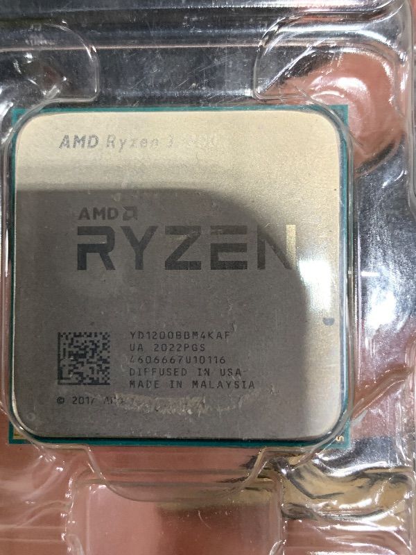 Photo 4 of AMD RYZEN 7 9800X3D 8-Core, 16-Thread Desktop Processor