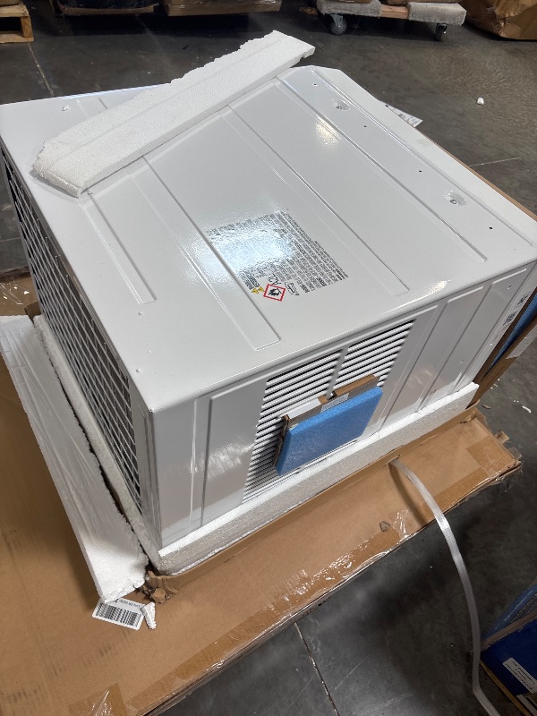 Photo 1 of Midea 24,000 BTU Smart Inverter 230V Window Air Conditioner, 1,500 Sq Ft