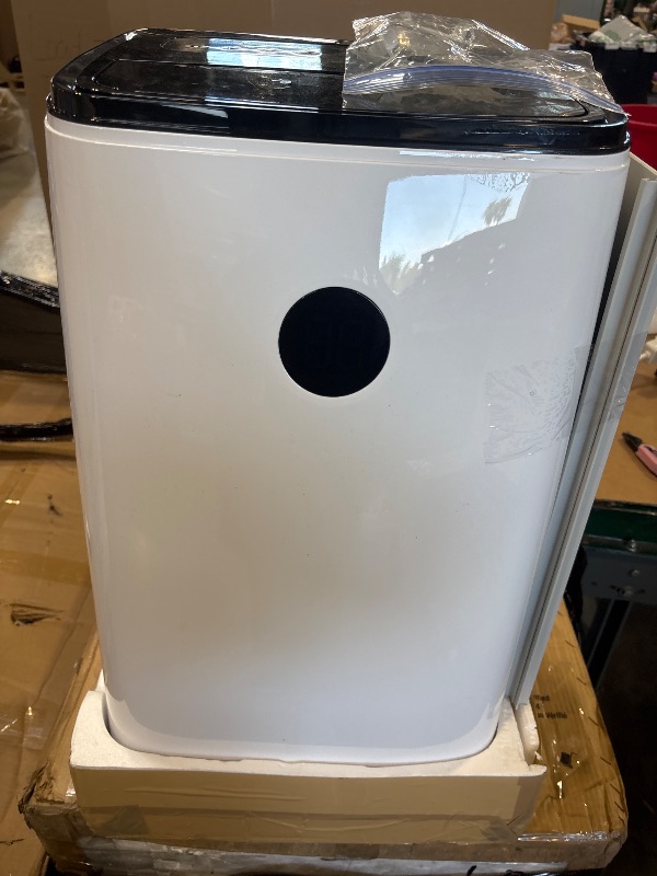 Photo 1 of DOMANKI 14000 BTU Inverter Portable Air Conditioner
