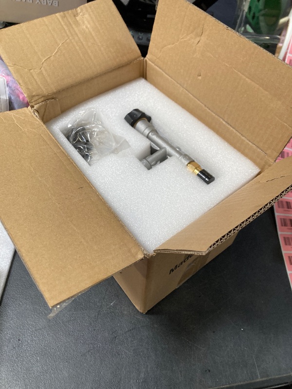Photo 1 of ABITAN for Epson ELPLP96/V13H010L96 Projector Bulb Lamp Powerlite Home Cinema 2150 2100 1060 760HD 760 2042 EX5260 EX7260 EX9210 EX9220 Pro EX9210 EX9220 VS250 VS350 EH-TW650 Economical.