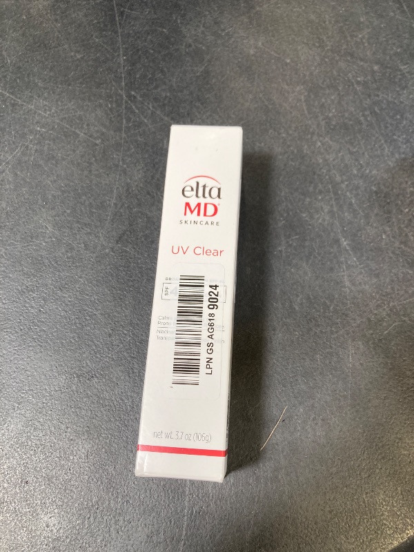 Photo 1 of EltaMD UV Clear Face Sunscreen SPF 46, Oil Free Sunscreen with Zinc Oxide, Dermatologist Recommended, For Acne-Prone Sensitive Skin, 3.7 oz