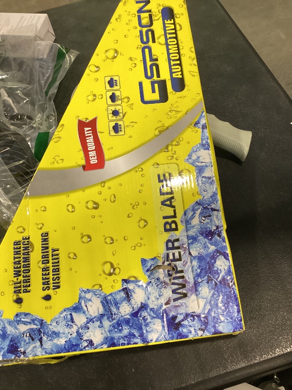 View 2 of GSPSCN Windshield Wiper Blades (24" + 18")