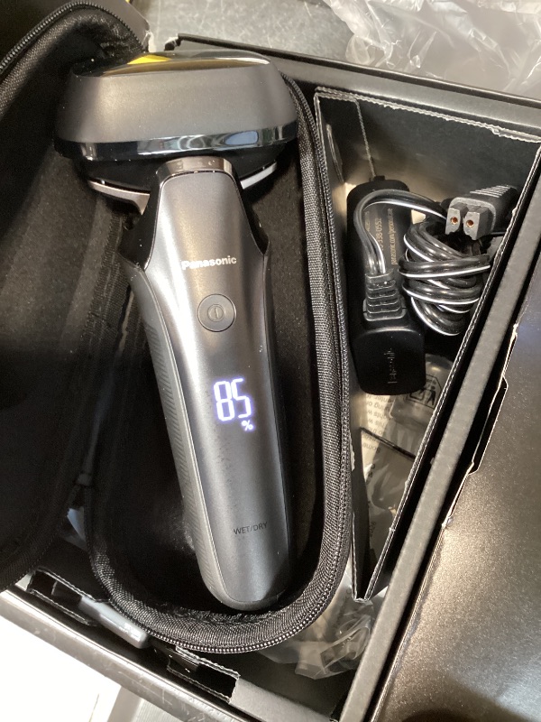 Photo 1 of Panasonic ARC6 Electric Razor (ES-LS8A-K)
