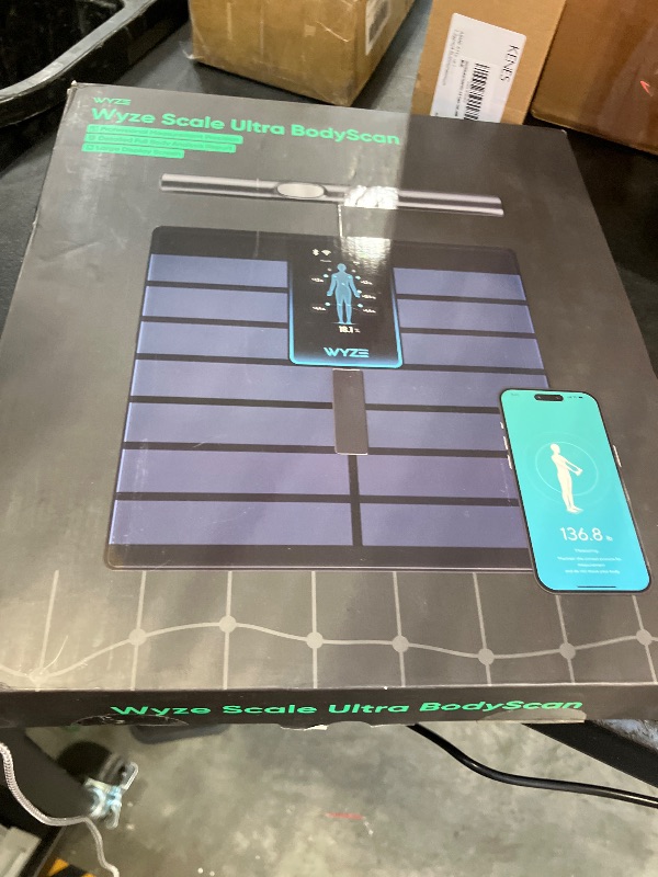 Photo 1 of Wyze Smart Scale Ultra BodyScan with Handle