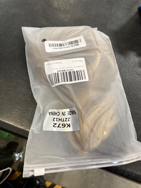 Photo 1 of FELENDY 16" Ponytail Extension - Light Brown mix Ash Blonde