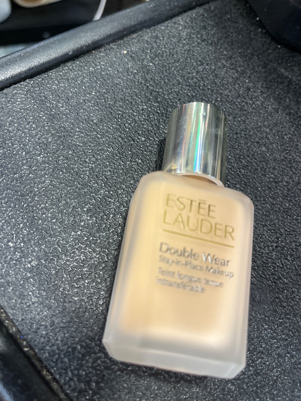 Photo 1 of Estée Lauder Double Wear Stay-in-Place Foundation Makeup | 36-Hour Long-Wear Oil-Free Liquid Matte Foundation | Hydrating, Breathable, Buildable | New Formula, 1 Fl Oz, 2N2 Buff