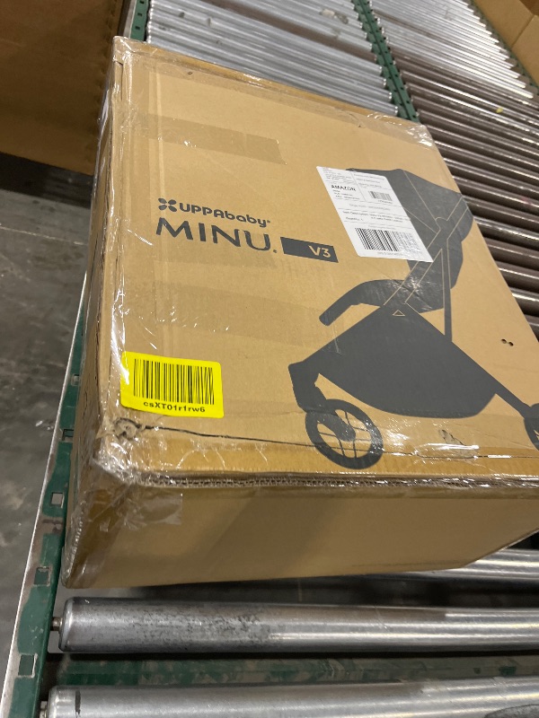 Photo 1 of UPPAbaby Minu V3 Travel Stroller - Lightweight & Compact - Dillan