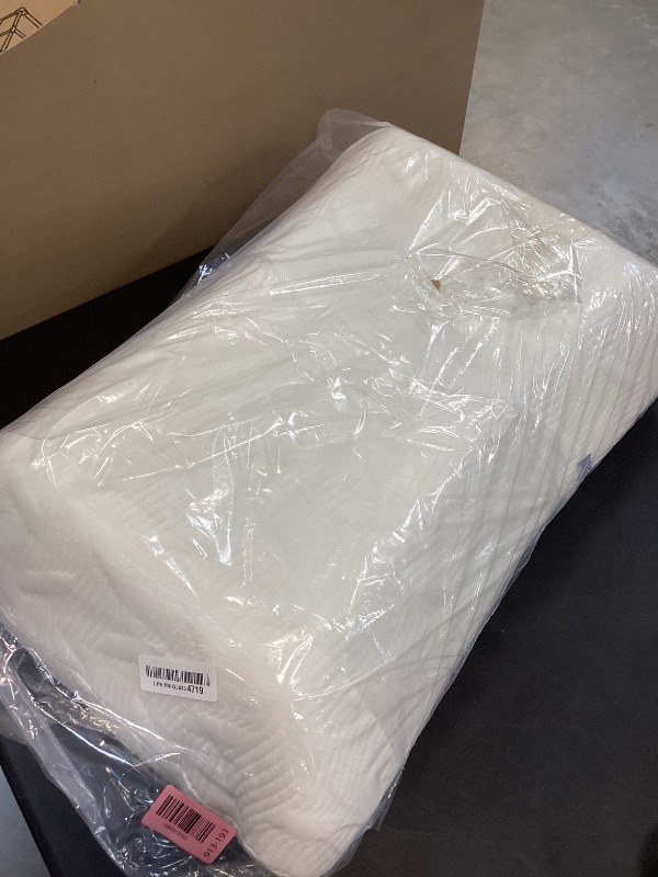 Photo 1 of Tuozaiira High Loft Memory Foam Pillow for Side Sleepers, 7 Inch Firm High Profile Bed Pillow for Broad Shoulders & Large Frames, Breathable Washable Cover