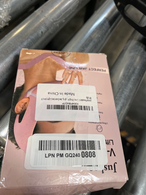 Photo 1 of Juskaa Reusable V Line Lifting Mask - Light Pink