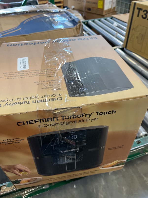 Photo 1 of Chefman 4 Qt Air Fryer - Black
