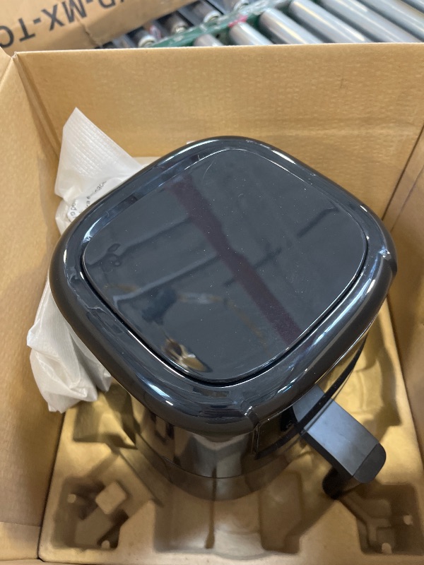 Photo 1 of Chefman 4 Qt Air Fryer - Black