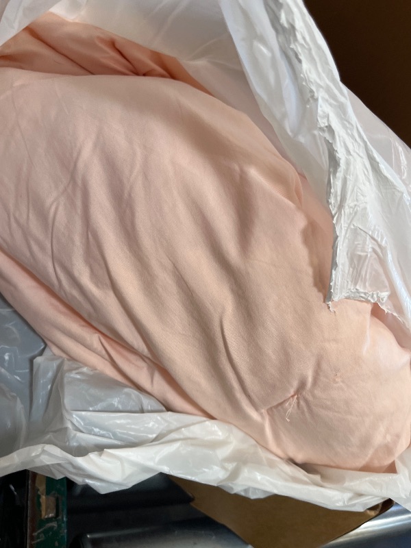 Photo 1 of REST Evercool Cooling Comforter, Twin/Twin XL