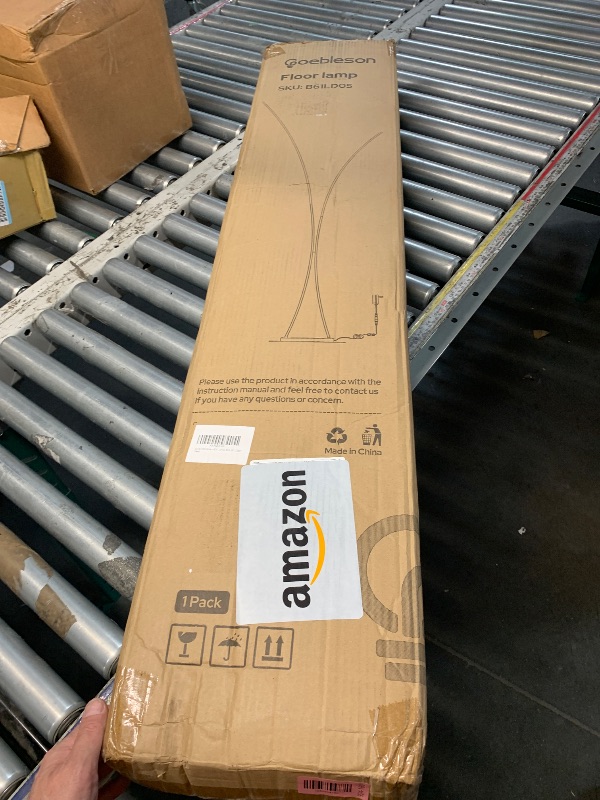 Photo 1 of ***DISPLAY PICTURE FOR REFRENCE ONLY***
Modern 85.4" Arc Floor Lamp for Living Room, 2 Lights Arched Standing Tall Lamp with Remote, X-Shaped Bright Curved Lamp, Dimmable LED Corner Light for Bedroom, Office, Black, B61LD05W1