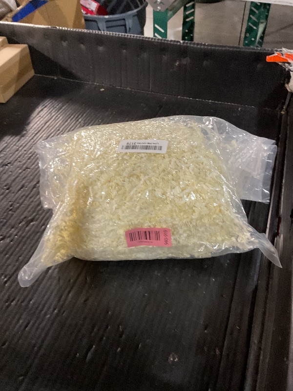 Photo 1 of ***PARTIAL BAG - 1/2 FULL***
ZEBMOON 2 LB Ivory Crinkle Cut Paper Shred Filler