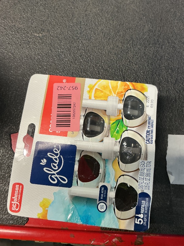 View 2 of *****MISSING TWO REFILLS***Glade PlugIns Coastal Sunshine Citrus Scented Oil Refills, 5 Count