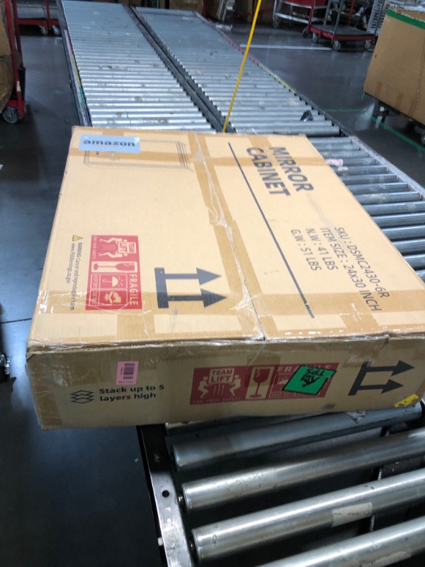 Photo 1 of ***FACTORY SEALED***
SGTLCNG LED Medicine Cabinet 24x30"R Anti-Fog Mirror