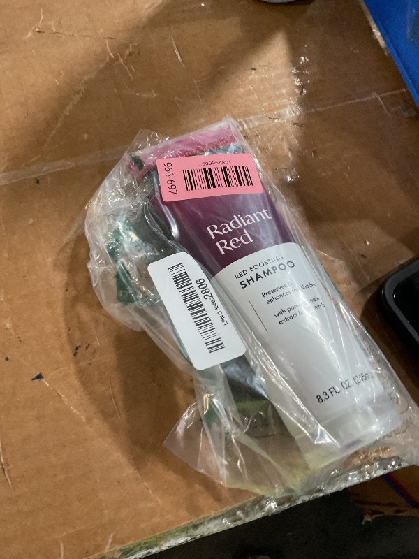 Photo 1 of ***SHAMPOO HONESTLY***John Frieda Radiant Red Shampoo & Conditioner Set (2 Pack)