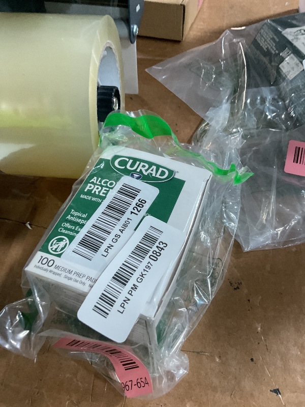 View 2 of ****ONLY 1***CURAD Alcohol Prep Pads, 400 Count, 70% Isopropyl Alcohol