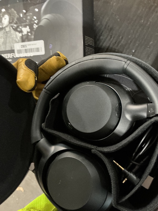 Photo 1 of *** ONLY ONE SIDE WORKS ****
*** PARTS ONLY ***
Sony ULT WEAR Over-Ear Noise Canceling Wireless Headphones, Black