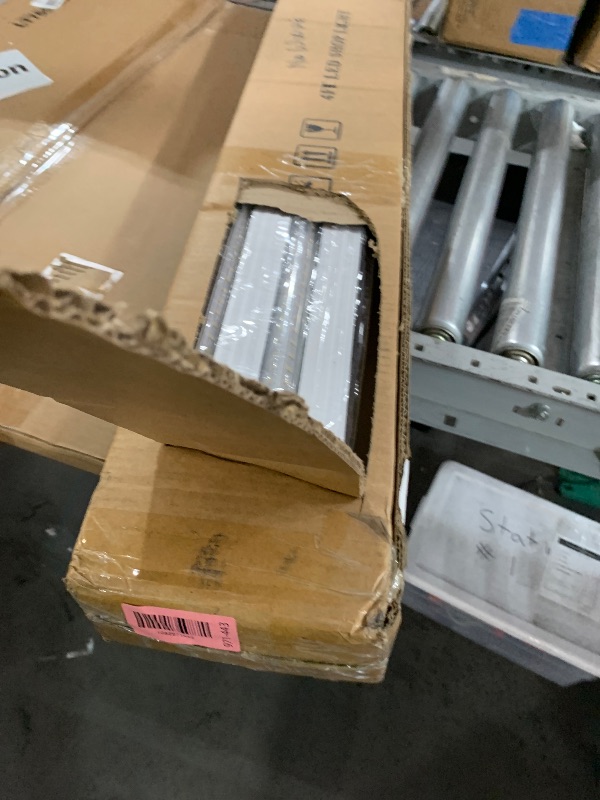 View 2 of ***MISSING CABLES***


Led Shop Lights,Led Shop Lights 4FT 50W 6500K 7000LM Clear White,Shop Light 4FT 110V Linkable Integrated V-Shape for Shop Garage,Warehouse,Workbench and Workshop Commercial Bay Lighting(8-Pack)