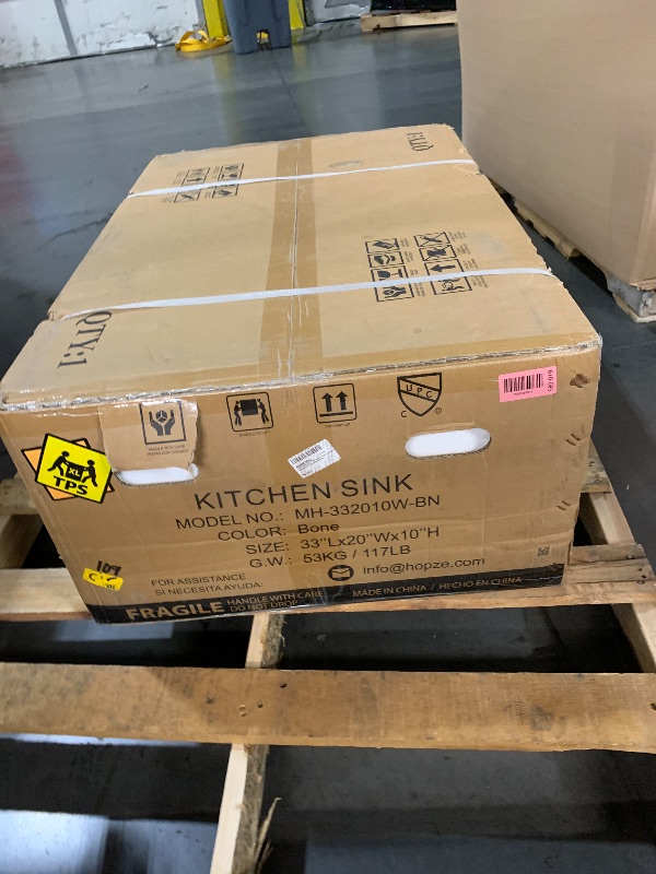 View 2 of ***FACTORY SEALED***HOMLYLINK 33" x 20" Farmhouse Kitchen Sink