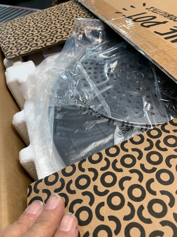 View 3 of ***MINOR DAMAGE***Instant Pot Duo Crisp 8 Qt Air Fryer + Pressure Cooker