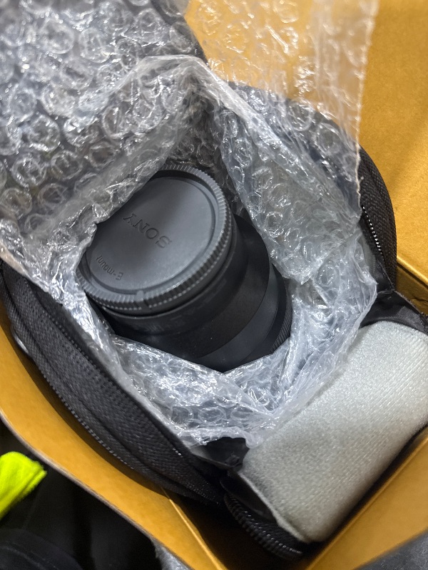 Photo 1 of Sony 24-70mm f/2.8 G Master E-Mount Lens