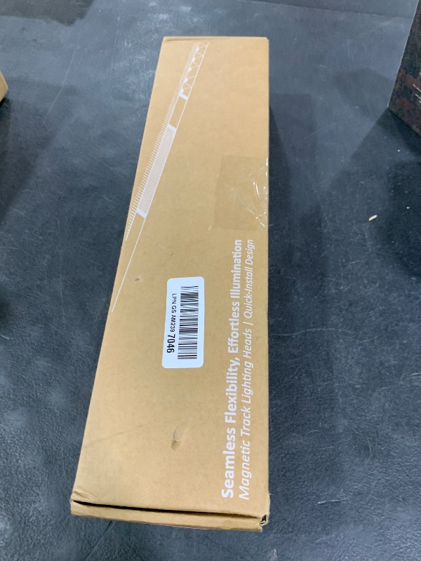 Photo 1 of SCON 15W Linear LED Track Light Head