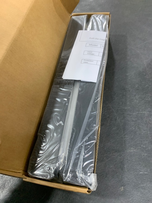 Photo 1 of SCON 15W Linear LED Track Light Head