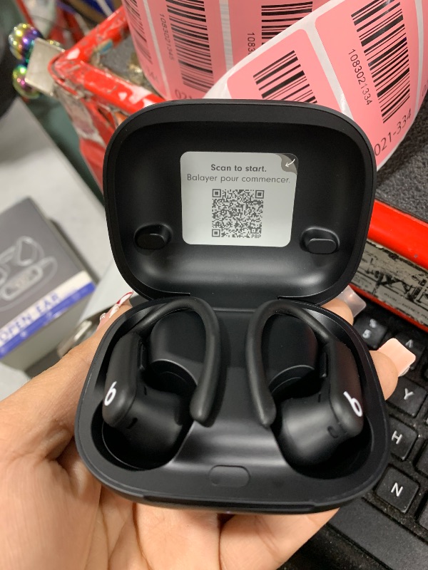 Photo 1 of Beats Powerbeats Pro 2 Wireless Earbuds