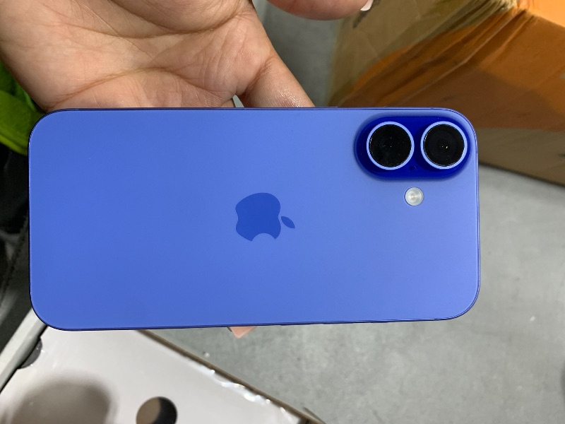 Photo 1 of Apple iPhone 16 128GB Ultramarine - Unlocked (Renewed)