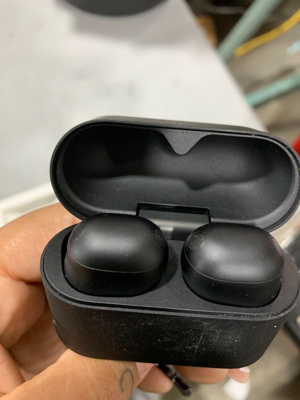 Photo 1 of Sony WF-1000XM6 Wireless Noise Cancelling Earbuds