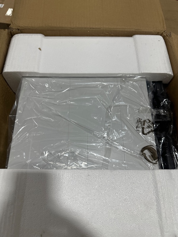 View 3 of USED DAMAGED - SOLD AS PARTS ***** Gourmia 37 Qt. Toaster Oven & Air Fryer - White