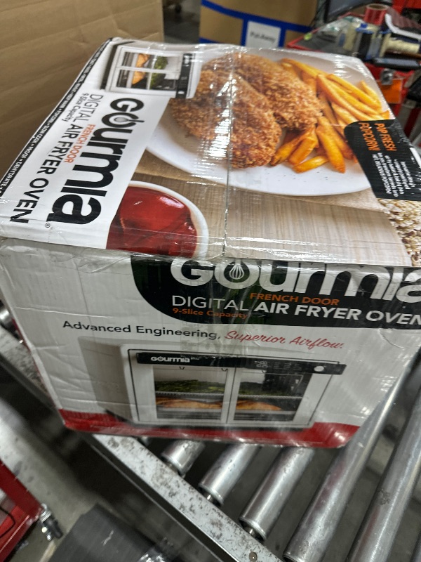 View 2 of USED DAMAGED - SOLD AS PARTS ***** Gourmia 37 Qt. Toaster Oven & Air Fryer - White