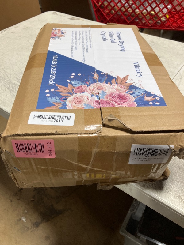Photo 1 of 10.4 LBS Silica Gel Flower Drying Crystals, Reusable Color Indicating Flower Drying Silica with Airtight Container and Brush, DIY Wedding Bouquet Flower Preservation Kit, Fine Bead Size<1mm