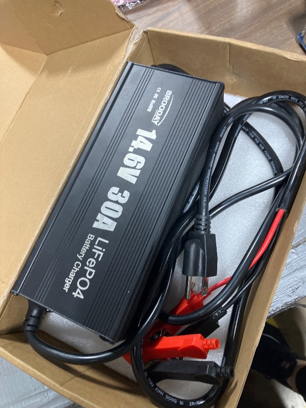 Photo 1 of 12V 30A LiFePO4 Charger 14.6V Fast Charge Overvolt Protect