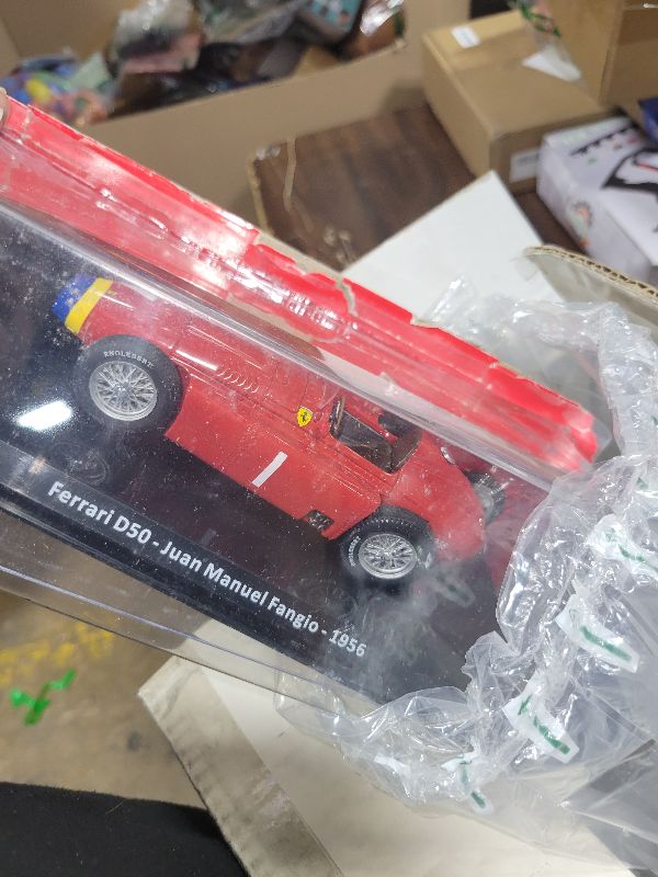 Photo 1 of - Formula 1 Compatible with Ferrari D50 Juan Manuel Fangio 1956-1/24 Diecast Model Car - GF022